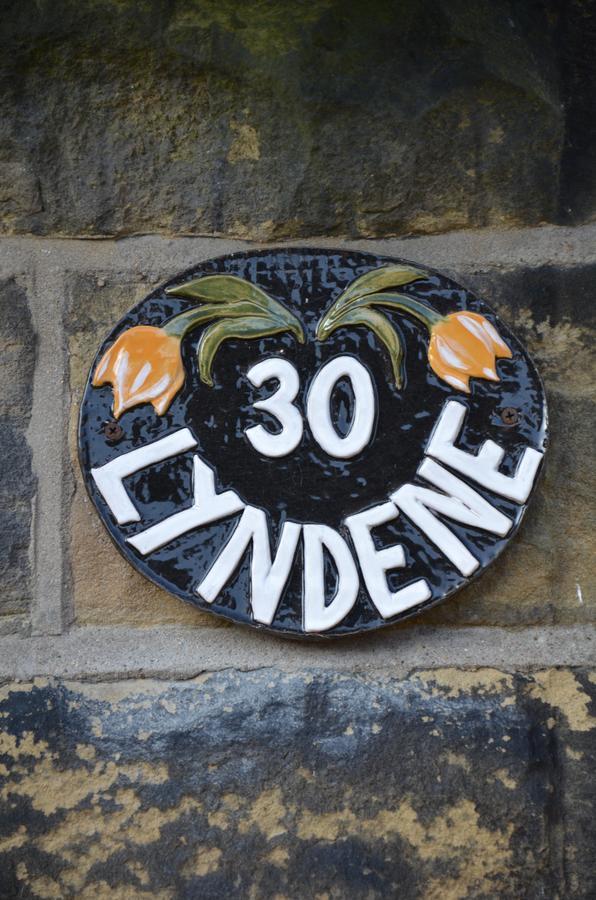 Lyndene Bed & Breakfast Penistone Bagian luar foto